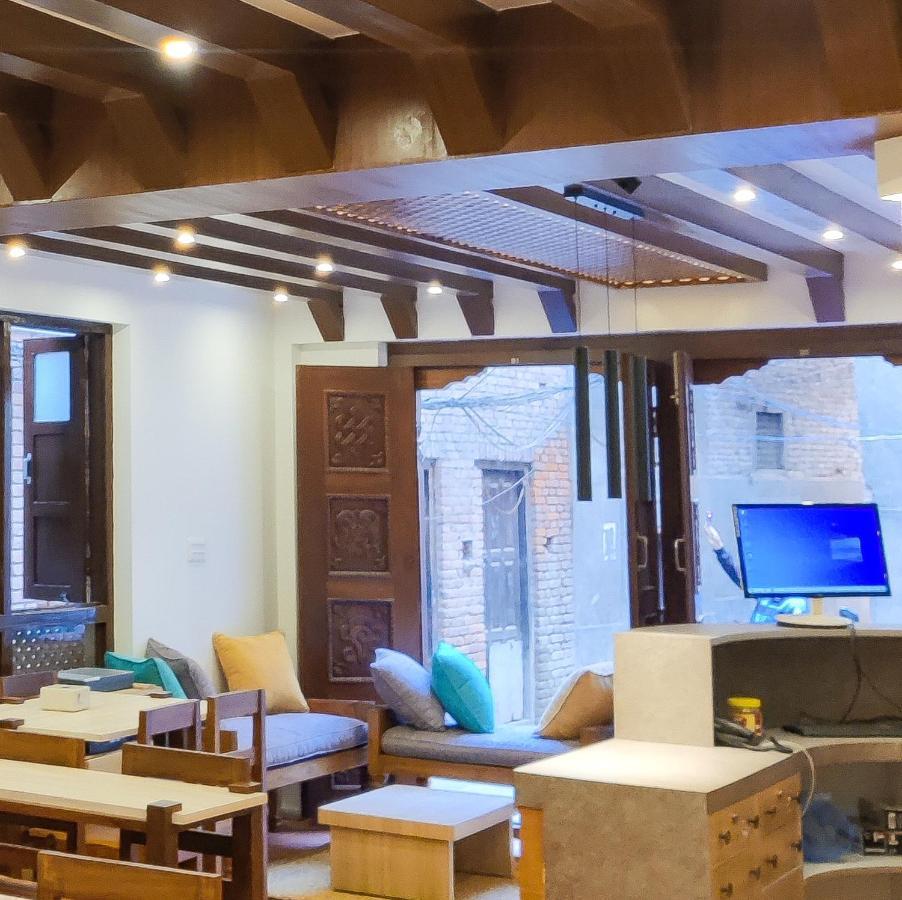 Karuna Hotel Patan Kathmandu エクステリア 写真