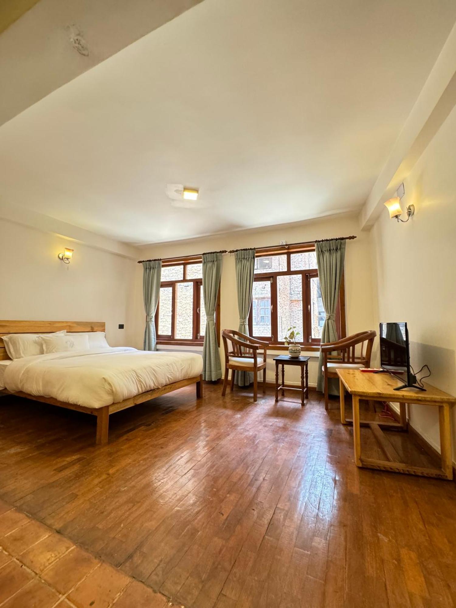 Karuna Hotel Patan Kathmandu エクステリア 写真