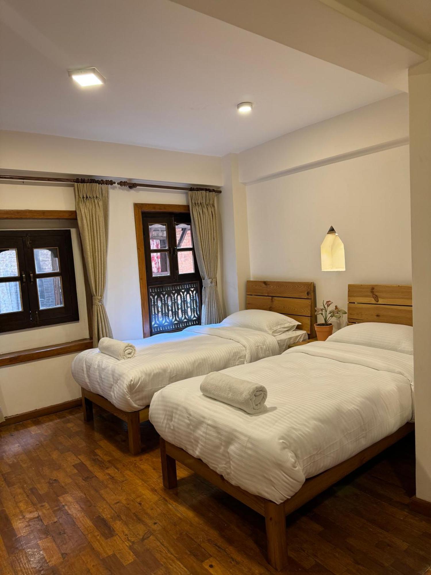 Karuna Hotel Patan Kathmandu エクステリア 写真