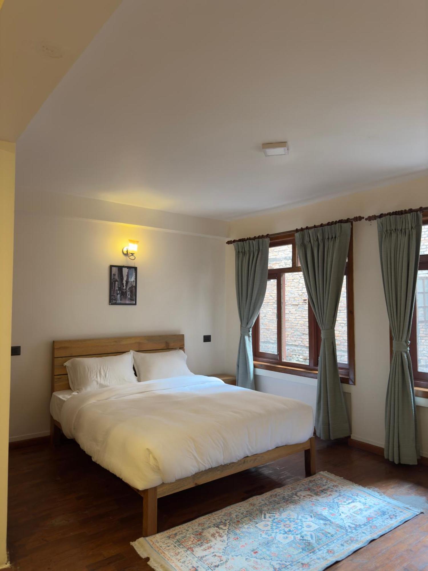 Karuna Hotel Patan Kathmandu エクステリア 写真