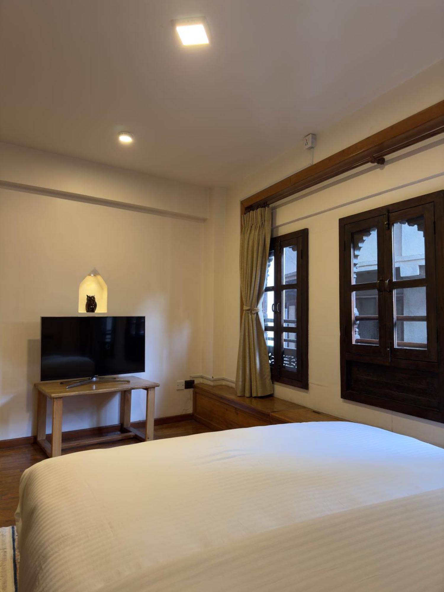 Karuna Hotel Patan Kathmandu エクステリア 写真