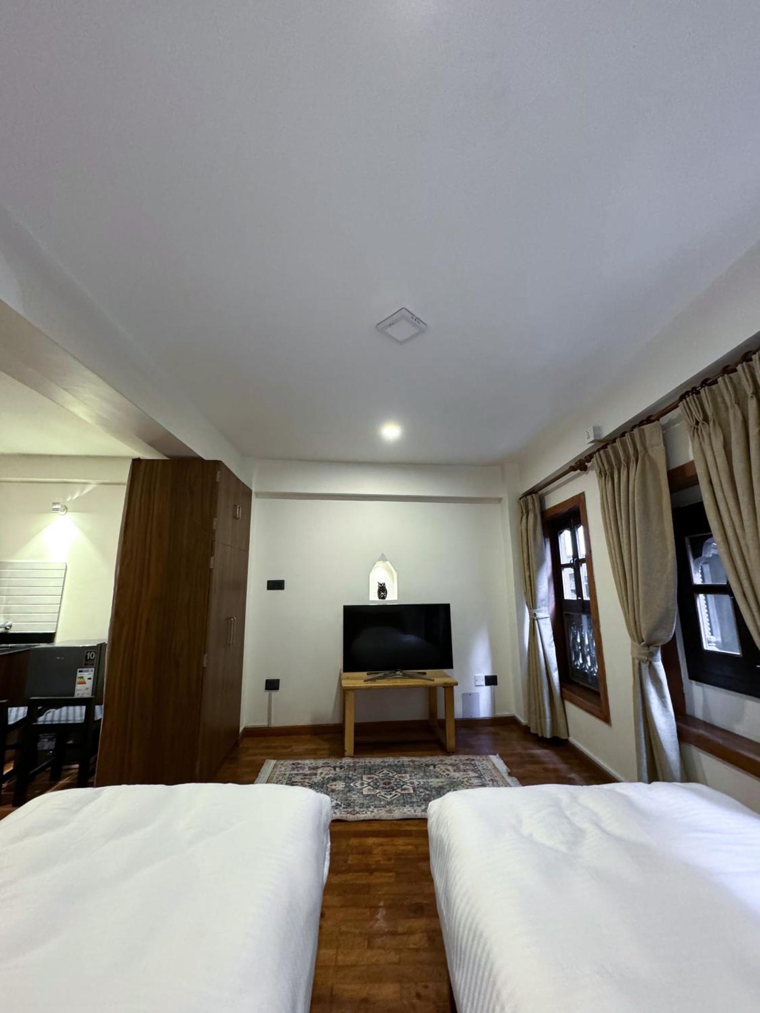 Karuna Hotel Patan Kathmandu エクステリア 写真